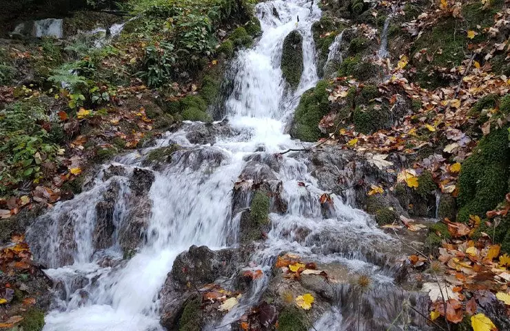 آبشارهای اوبن و شیرگاه