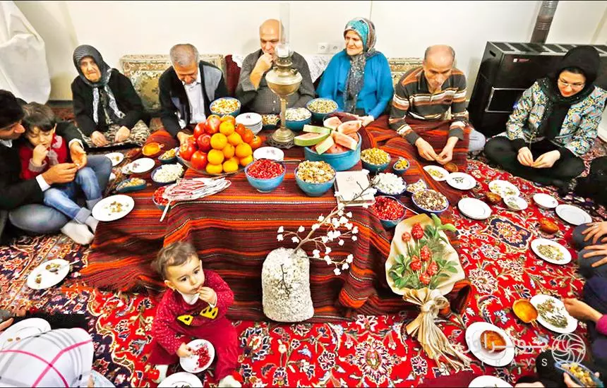 جمع شدن خانواده ها در شب یلدا 