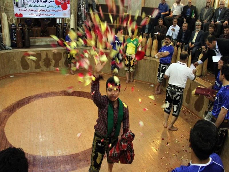 آیین گلریزان 