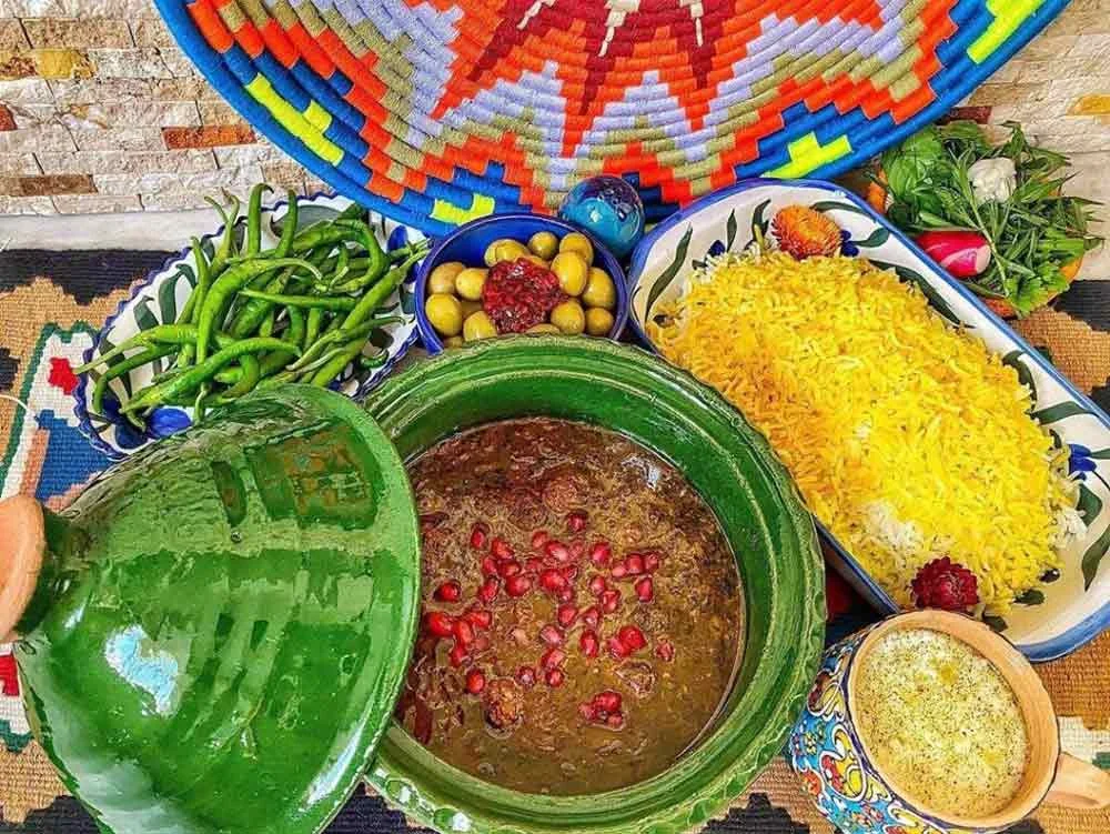 غذاهای محلی در سفرهای ایران