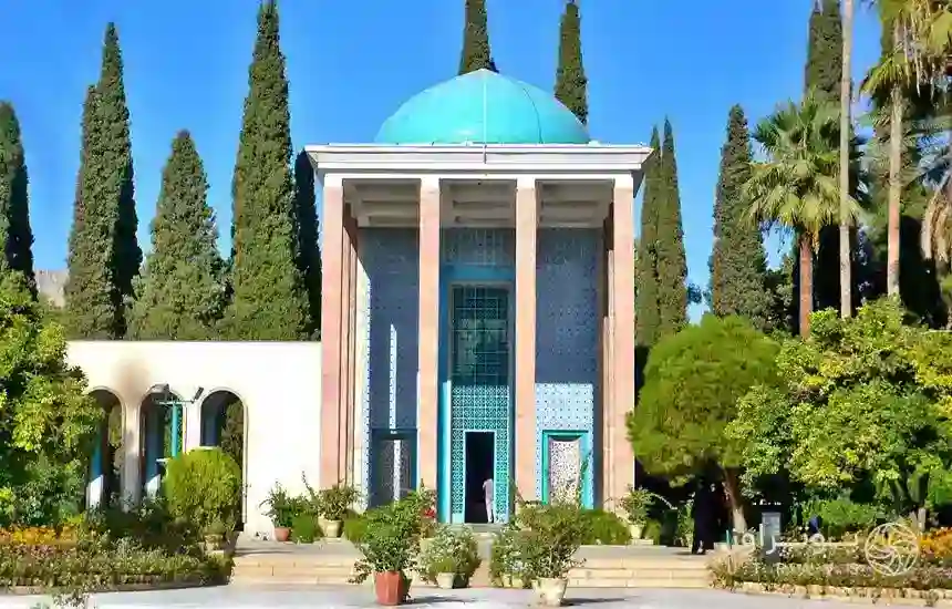 سعدی شیرازی