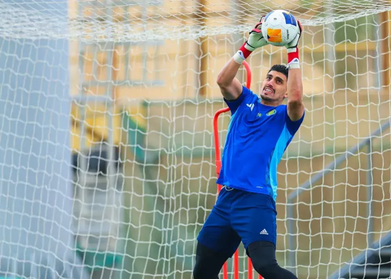 اولین بازی فصل گلر النصر در آزادی مقابل پرسپولیس!