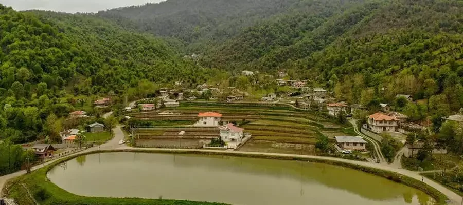 روستای جزین فریدونکنار