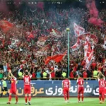 با ۵۰ هزار تماشاگر! پرسپولیس در دربی تهران، ۲ بر ۱ استقلال را مغلوب کرد