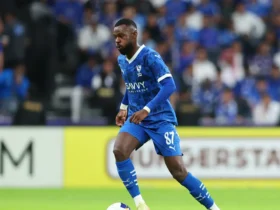 اعتراض شدید تمباکتی به داور بعد از کارت زرد؛ جیسوس هم وارد میدان شد!