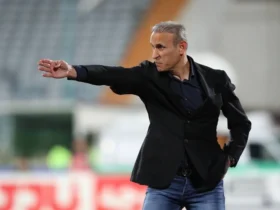 یحیی گل‌محمدی از تماس عجیب و پیش‌بینی دقیق گل تیمش پرده برداشت