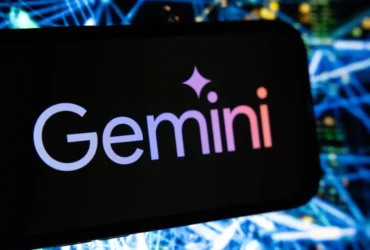 چرا گوگل از پاسخ‌گویی به سوالات سیاسی خودداری می‌کند؟رازهای پشت پرده Gemini
