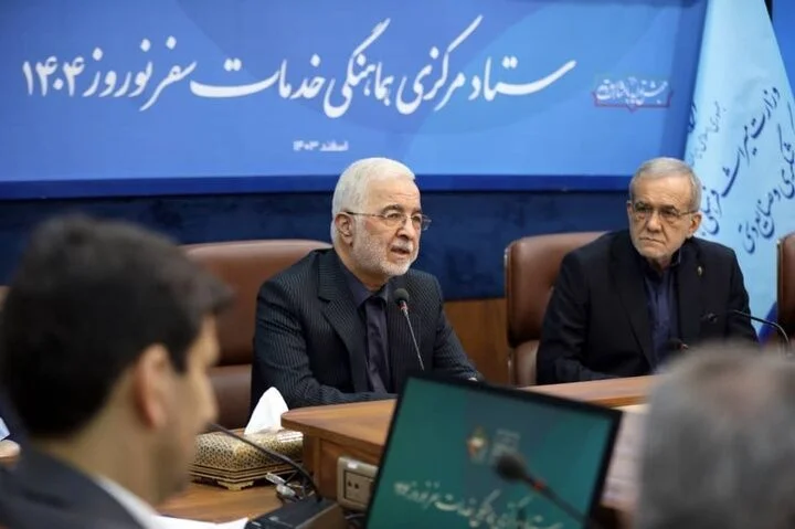 حضور رئیس‌ جمهور در ستاد خدمات سفر نوروزی: اقدامات ویژه برای تعطیلات 1404!