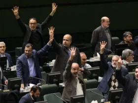 مجلس با تعطیلی پنجشنبه‌ها در کشور موافقت کرد