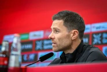 آلونسو: هیچ تصمیمی برای آینده‌ام نگرفته‌ام؛ شایعات رئال مادرید ادامه دارد