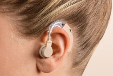 پوشش بیمه ۲۰ میلیون تومانی سمعک اجرایی می‌شود؛ بسته حمایتی جدید وزارت بهداشت برای حمایت از بیماران کم‌ شنوا