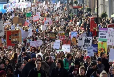 اعتراضات گسترده ضدترامپ شهرهای آمریکا را فرا گرفت