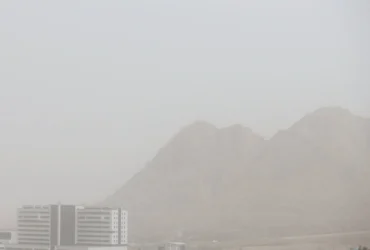 تعطیلی ادارات و مدارس لرستان در 26 فروردین به‌دلیل طوفان گرد و غبار | هشدار کاهش دید افقی