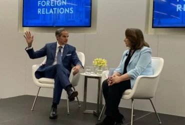 گروسی: تیمی حرفه‌ای مذاکرات با ایران را پیش می‌برد