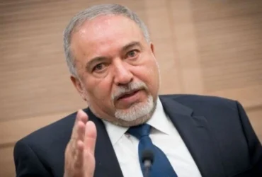 لیبرمن: آب غزه باید فوراً قطع شود