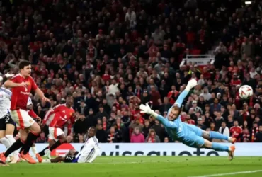 رکورد تاریخی منچستریونایتد با دو گل در دقیقه ۱۲۰ برابر لیون