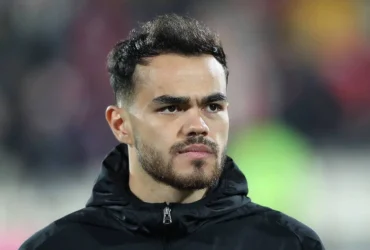 مصدومیت‌ های پیاپی اوستون اورونوف؛ ستاره پرسپولیس در فصل ۱۴۰۳-۱۴۰۴