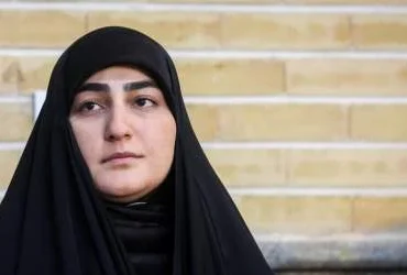 پیام زینب سلیمانی به کارن همایون‌فر؛ تبریک برای چهره سال هنر انقلاب