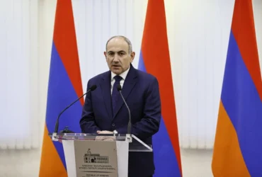 واکنش تند نخست‌وزیر ارمنستان به آتش زدن پرچم ترکیه و آذربایجان در ایروان