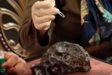 شهاب‌ سنگ گمشده پایتخت 7 پیدا شد! جوینده گنج: 50 میلیارد می‌گیرم برای تحویل بهتاش و ارسطو