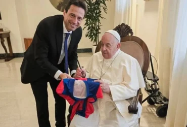 ورزشگاه جدید باشگاه سن لورنزو به نام پاپ فرانسیس نام‌گذاری شد