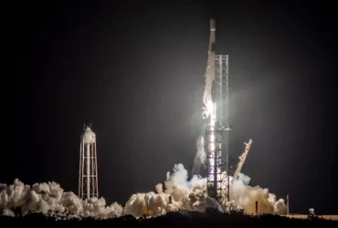 شرکت اسپیس‌ ایکس ۲۹ ماهواره استارلینک را در روز جنگ ستارگان به مدار زمین فرستاد