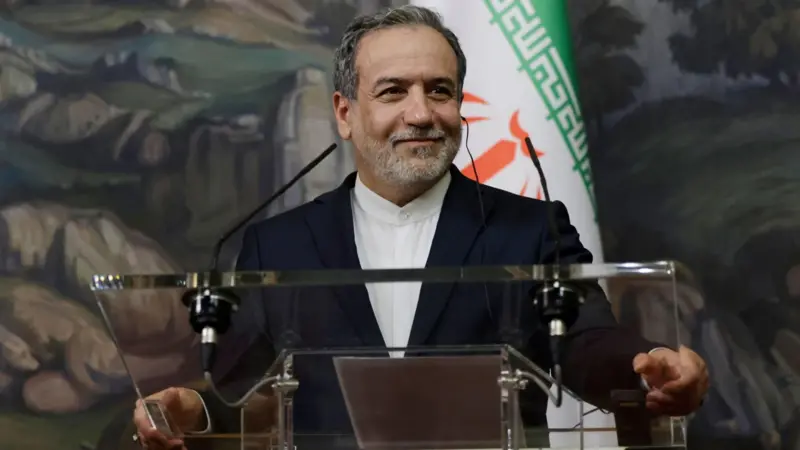 عراقچی: اگر بریتانیا خواستار غنی‌سازی صفر باشد، گفت‌وگو پایان می‌یابد