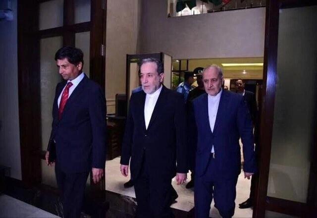عراقچی در پاکستان: باید از افزایش تنش میان هند و پاکستان جلوگیری شود