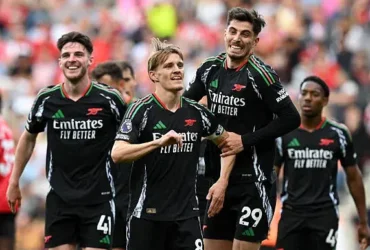 پیروزی آرسنال مقابل ساوتهمپتون و سومین نایب‌قهرمانی پیاپی