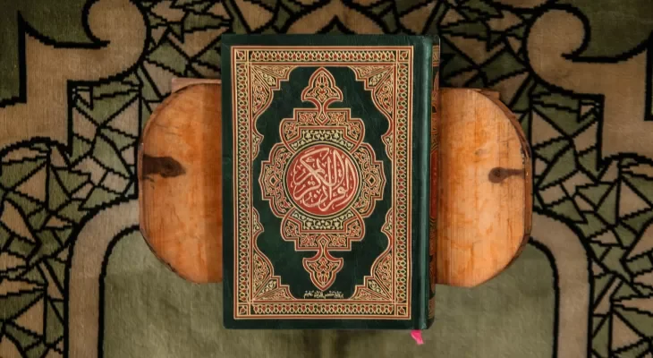 آیه ۵۱ سوره توبه چیست؟ آیه نجات‌دهنده انسان از مشکلات و کلید آرامش و توکل در سخت‌ترین لحظات زندگی