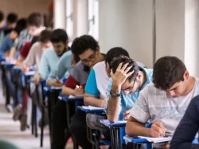 آغاز آزمون سراسری ۱۴۰۴ با شرکت بیش از ۹۵۷ هزار داوطلب؛ رقابت برای صندلی‌های علوم پزشکی