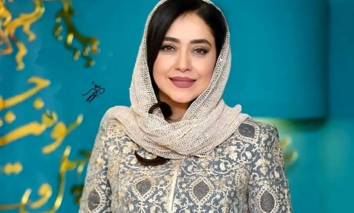 جشن تولد صمیمانه ۴۲ سالگی بهاره کیان افشار با کیک ساده و پیام محبت‌آمیز