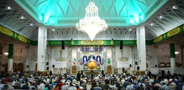بزرگداشت جان‌باختگان حادثه بندر شهید رجایی در حرم بانوی کرامت _ مراسم یادبود در حرم حضرت فاطمه معصومه