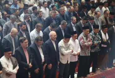 استقبال پرشور شیعیان اندونزی از قالیباف در سفر رسمی رئیس مجلس