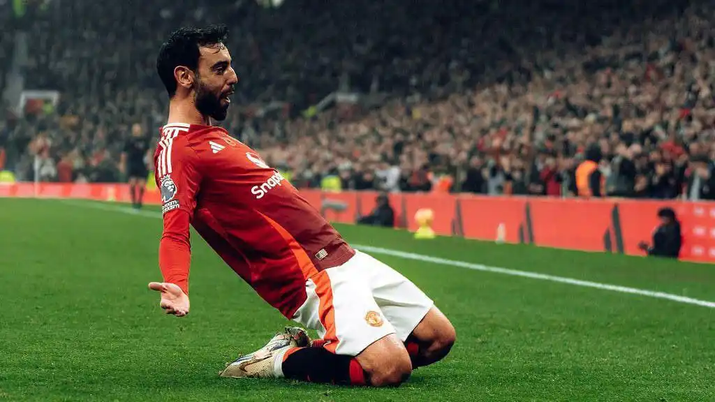 الهلال ۱۰۰ میلیون پوند برای جذب برونو فرناندز به منچستریونایتد پیشنهاد داد!