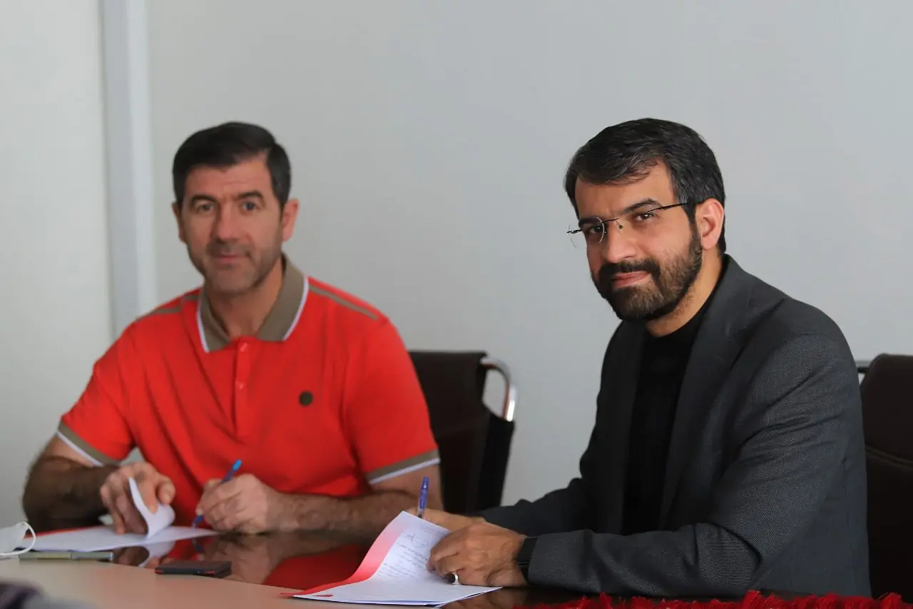 جعفر سمیعی جایگزین رضا درویش در پرسپولیس می‌شود _ خداحافظی درویش قطعی شد