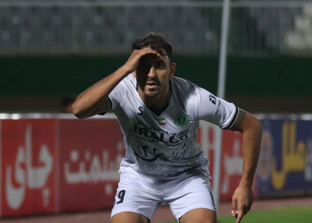 کاظمیان: هنوز با پرسپولیس قراردادی امضا نکرده‌ام! توضیحات کامل درباره شایعات انتقال