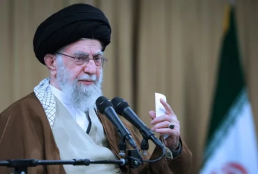 واکنش تند خامنه‌ای به پیشنهاد صلح ترامپ و حضور آمریکا در منطقه