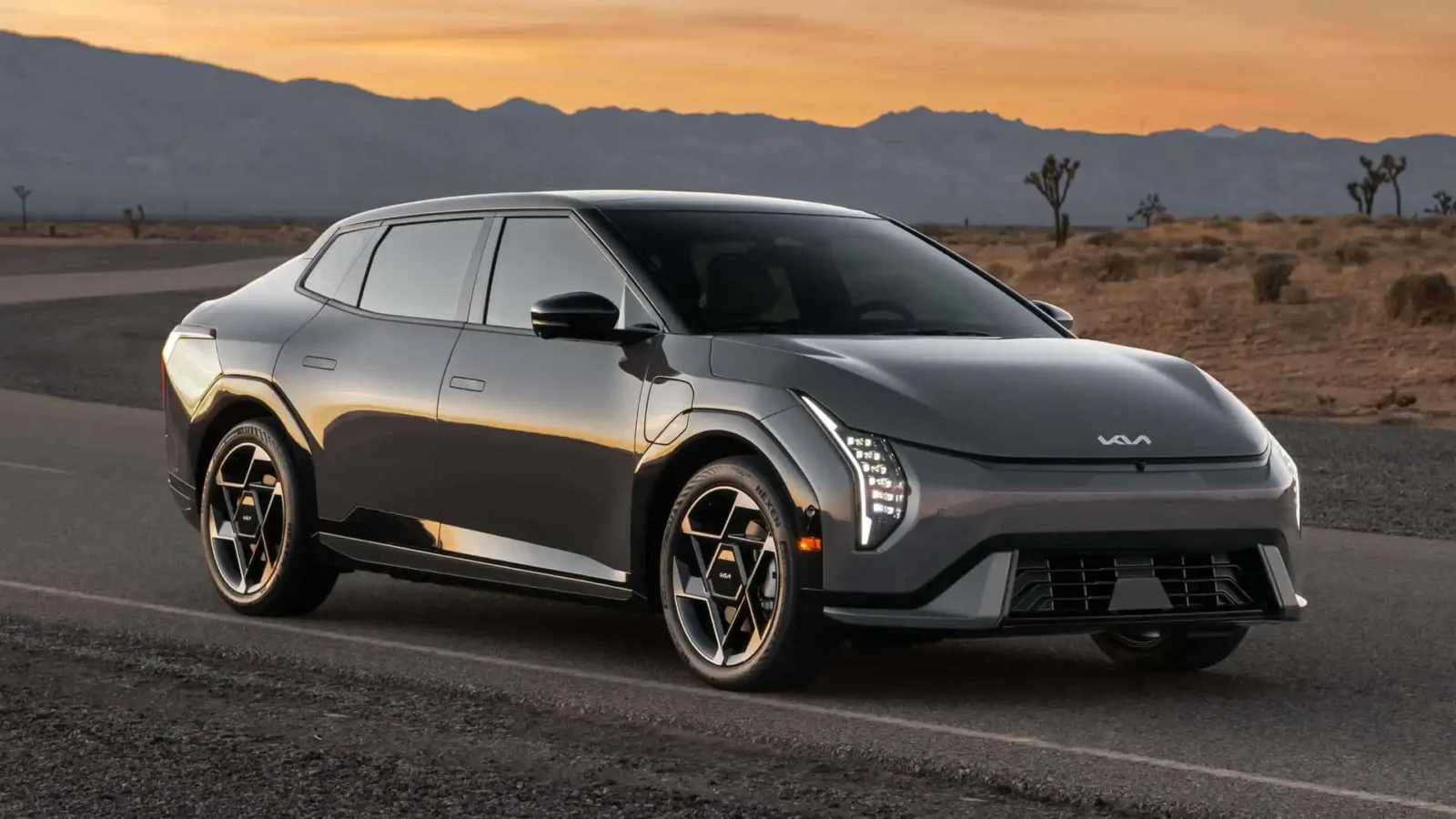 کیا EV4 GT با قدرت بالا رقیب جدید تسلا مدل ۳ پرفورمنس می‌شود