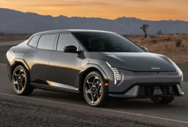 کیا EV4 GT با قدرت بالا رقیب جدید تسلا مدل ۳ پرفورمنس می‌شود