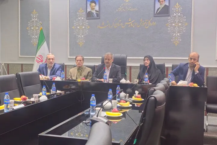 وزیر آموزش‌ و پرورش: طرح «مدرسه اولیا» گامی نوین برای تحقق عدالت آموزشی