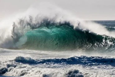 هشدار فوری برای مسافران و صیادان: فعالیت دریایی در سواحل مازندران تا جمعه ممنوع شد