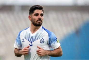 درخواست محمد عمری از پرسپولیس: قراردادم را اصلاح کنید!