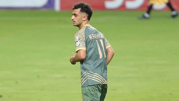 پرسپولیس مهاجم شمس آذر را جذب کرد؛ مجتبی فخریان به مدت ۳ فصل به تیم پرسپولیس پیوست