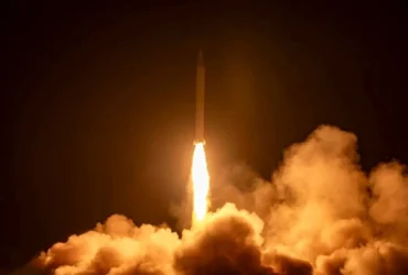 جدیدترین دستاورد دفاعی ایران با برد 1200 کیلومتر رونمایی شد