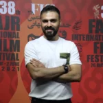 واکنش صادقانه سامان صفاری به سوال مجری در رابطه با فیلم گوزن های اتوبان