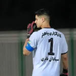 شایعات جدایی رضا درویش؛ پیام نیازمند به پرسپولیس می‌آید یا می‌ماند؟