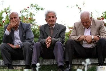 پیامک واریز حقوق اردیبهشت بازنشستگان کشوری و لشکری به گوشی‌ها ارسال شد