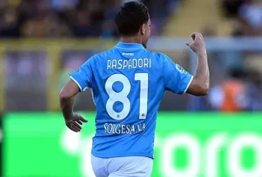 کاشته زیبای راسپادوری ناپولی را در صدر نگه داشت