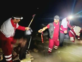 نجات کوهنورد مصدوم در ارتفاعات صعب‌العبور پیرانشهر توسط هلال‌احمر آذربایجان‌غربی _ امداد در شرایط سخت